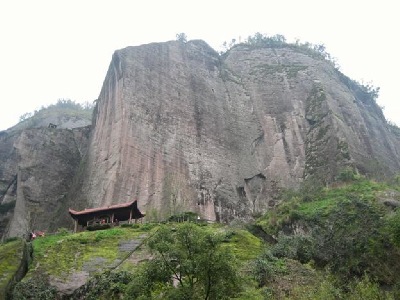 Pavilion, slightly ' Up-to-the-left.'