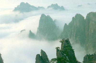 The Clouds over the Guilin Mountains
