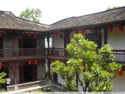 He Yuan, Yangzhou, Jiangshu Province.