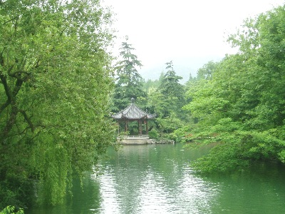 A beautifully peaceful vista in Hangzhou.